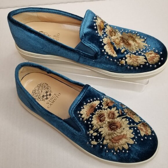 Vince Camuto Women's Brandia Velvet‎ Boho Embroidered Floral Slip On Shoes Sz 7W - Picture 2 of 13